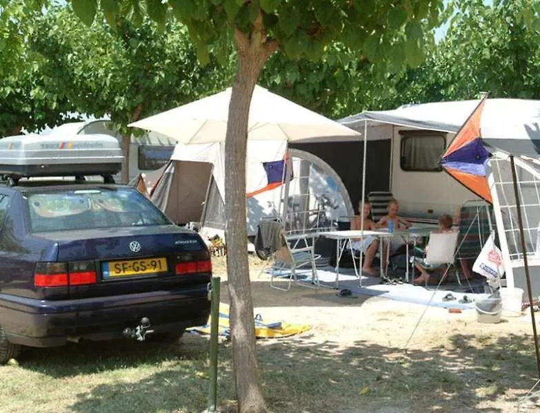 Camping Estival Vendrell Platja Комарруга Кемпинг