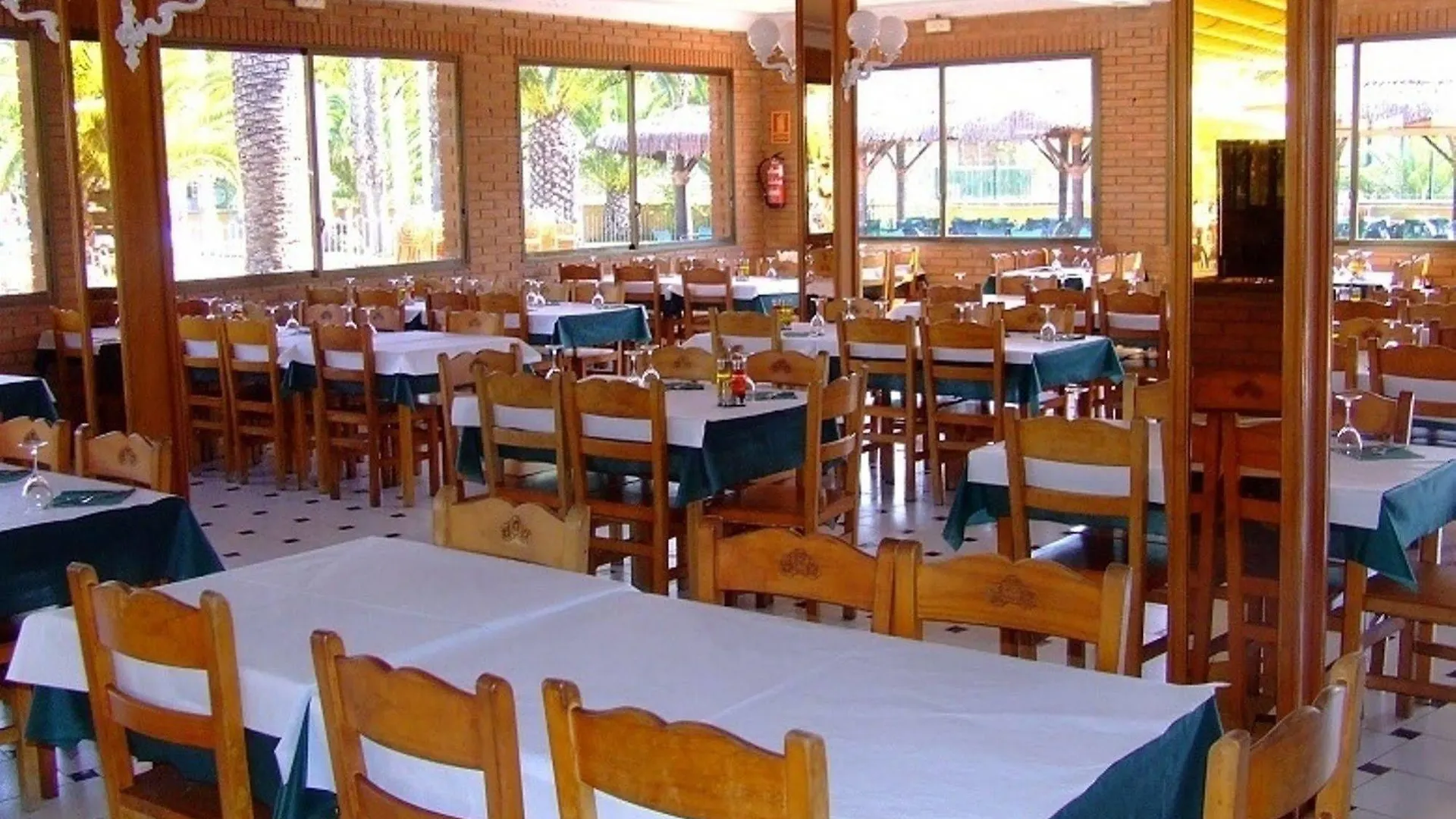 Camping Estival Vendrell Platja Комарруга 5*,